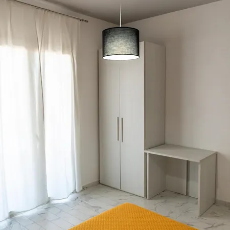 Nebros Appartamento SantʼAgata di Militello