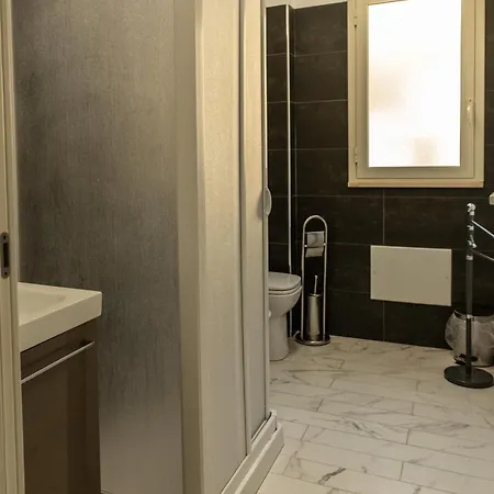 Lägenhet Con Piscina E Giardino *