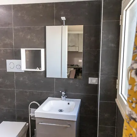 Con Piscina E Giardino Lägenhet SantʼAgata di Militello