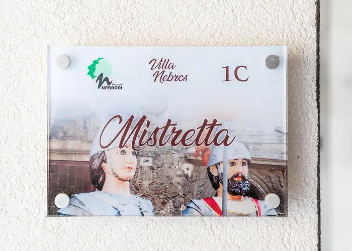 Con Piscina E Giardino Appartamento SantʼAgata di Militello