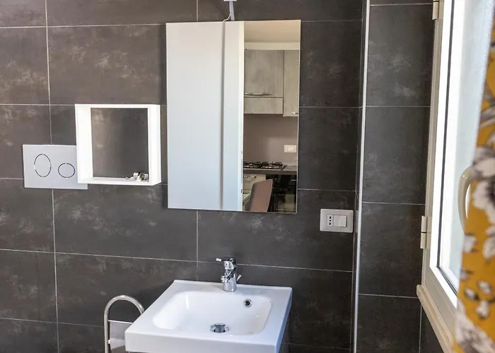 Con Piscina E Giardino Appartamento SantʼAgata di Militello